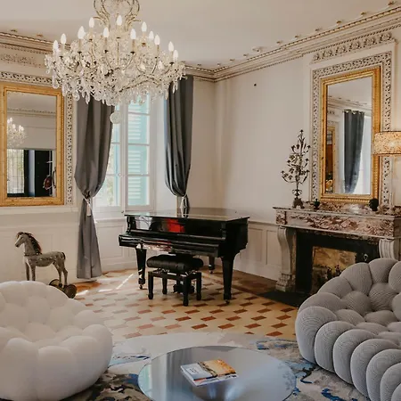 Gæstehus Domaine De La Monestarie - Teritoria 4*