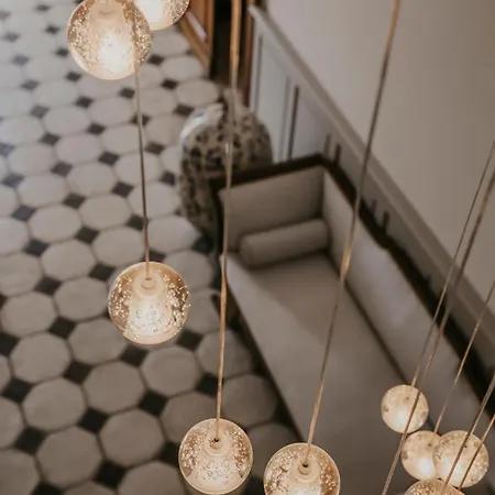 Gæstehus Domaine De La Monestarie - Teritoria 4*